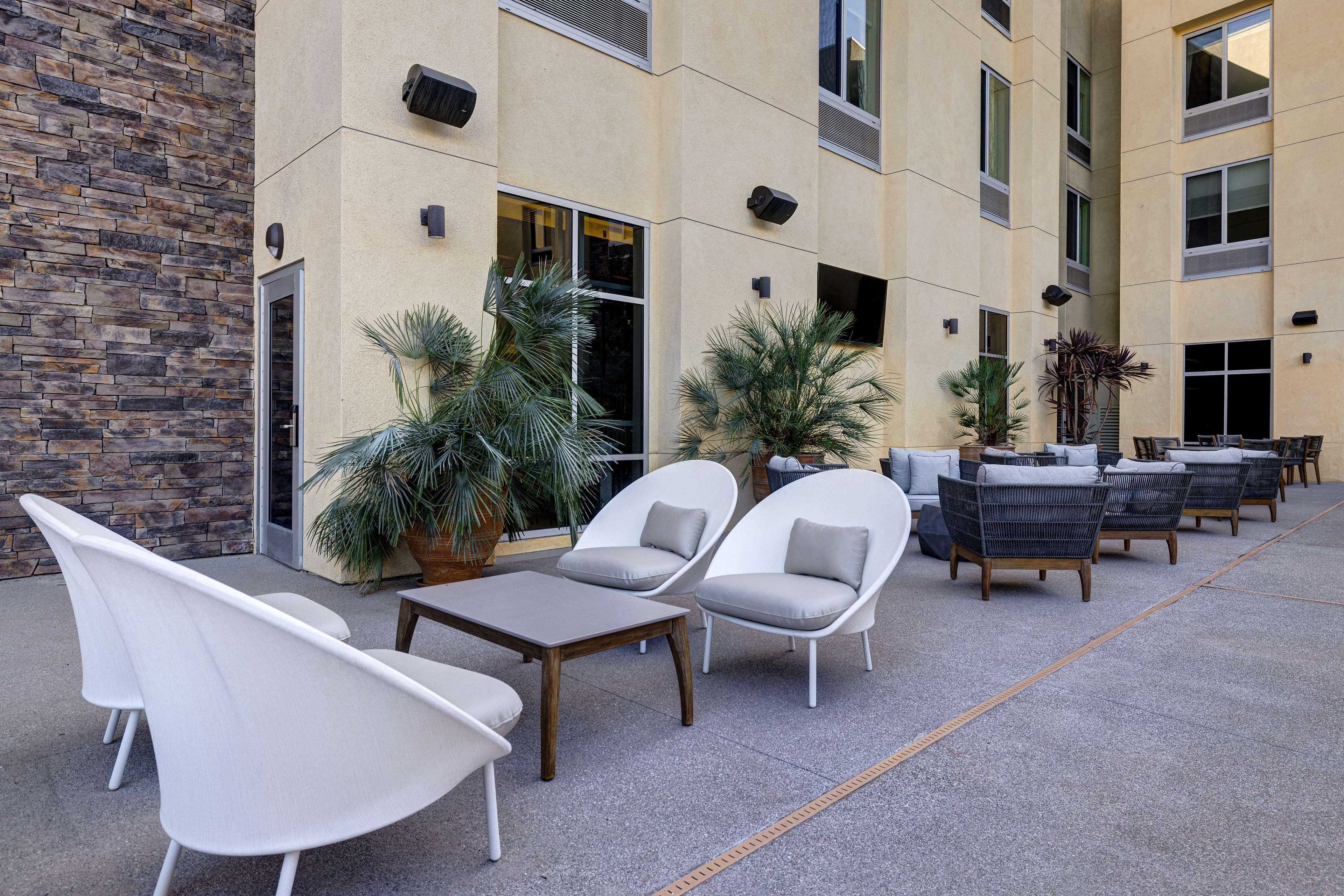 Hilton Garden Inn Темекула Екстер'єр фото