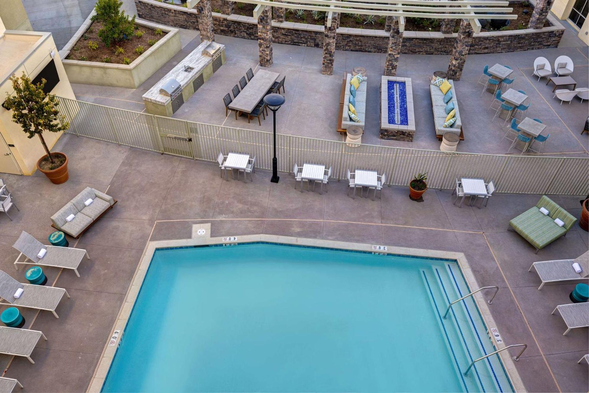 Hilton Garden Inn Темекула Екстер'єр фото